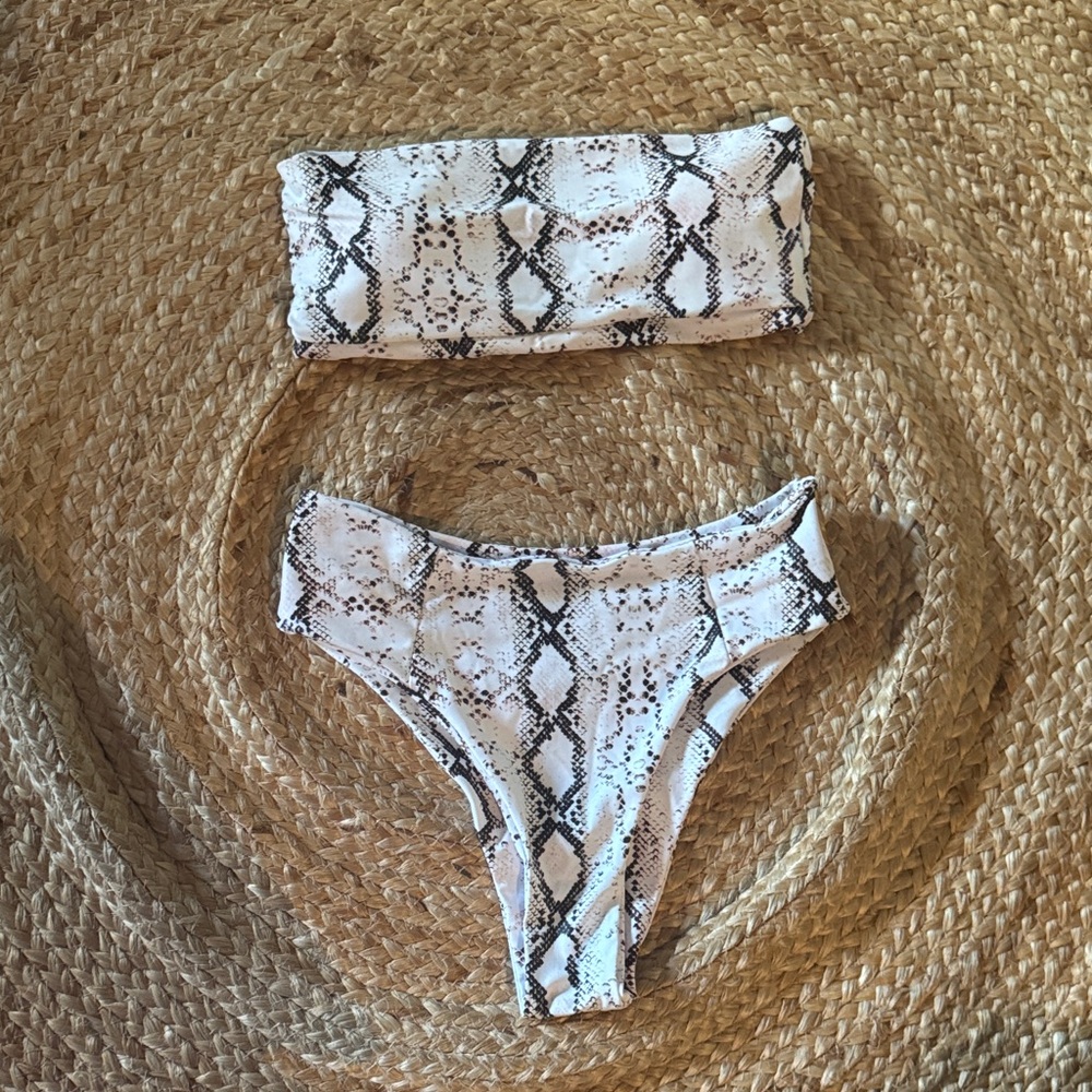 Snake Print Bandeau Bikini Set - White and Black